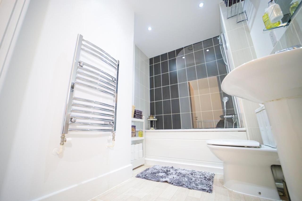 3 Bedroom House In Birmingham City Centre - Sleeps 6 Eksteriør bilde
